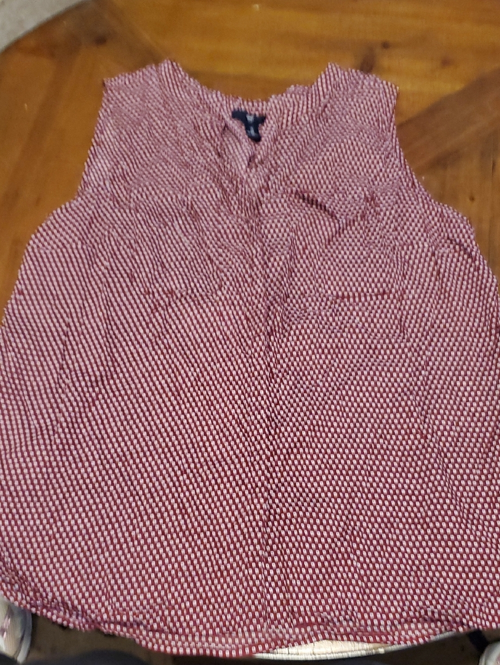 GAP Red & White Sleeveless Button-Down Tank